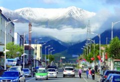 我国人口最少的县城 1.4万平方公里面积，人口却只有5万人！