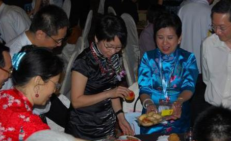 新加坡华人超450万，是人数最多的民族，为何地位却如此之低？