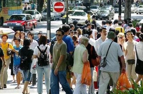 新加坡华人超450万，是人数最多的民族，为何地位却如此之低？