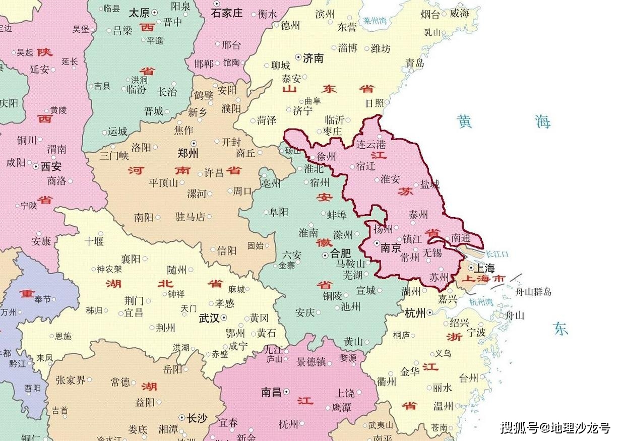 在江苏省的十三个地级以上城市中,哪个城市的人口数量最多?
