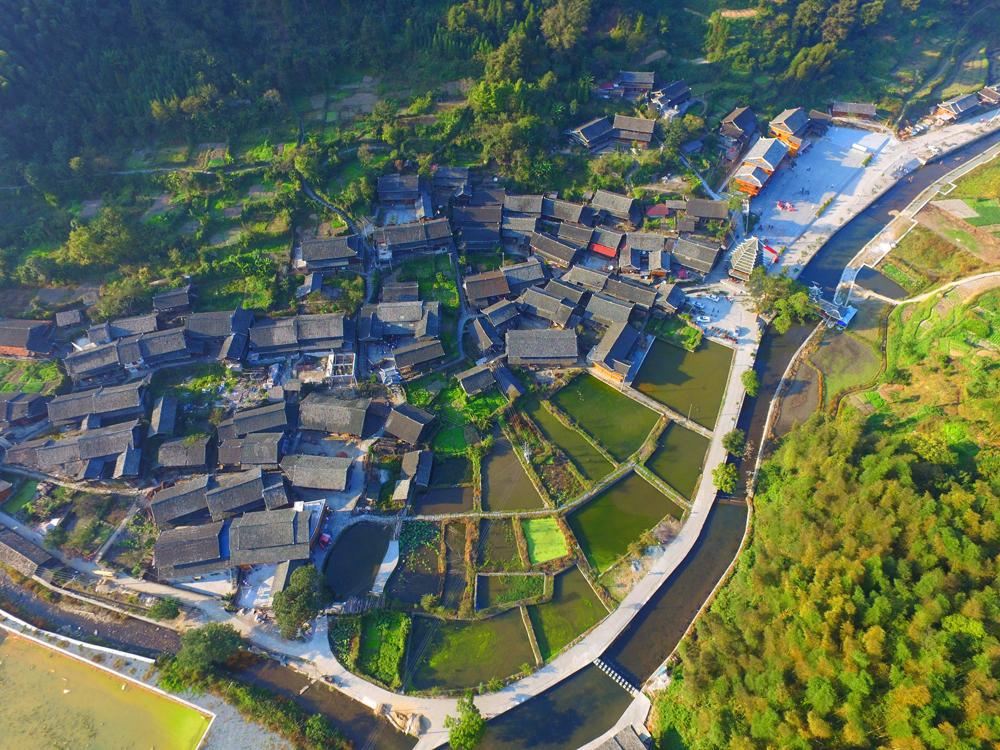 湖南人口_袁隆平:改造1亿亩盐碱地种水稻,每年能多养活8000多万人口