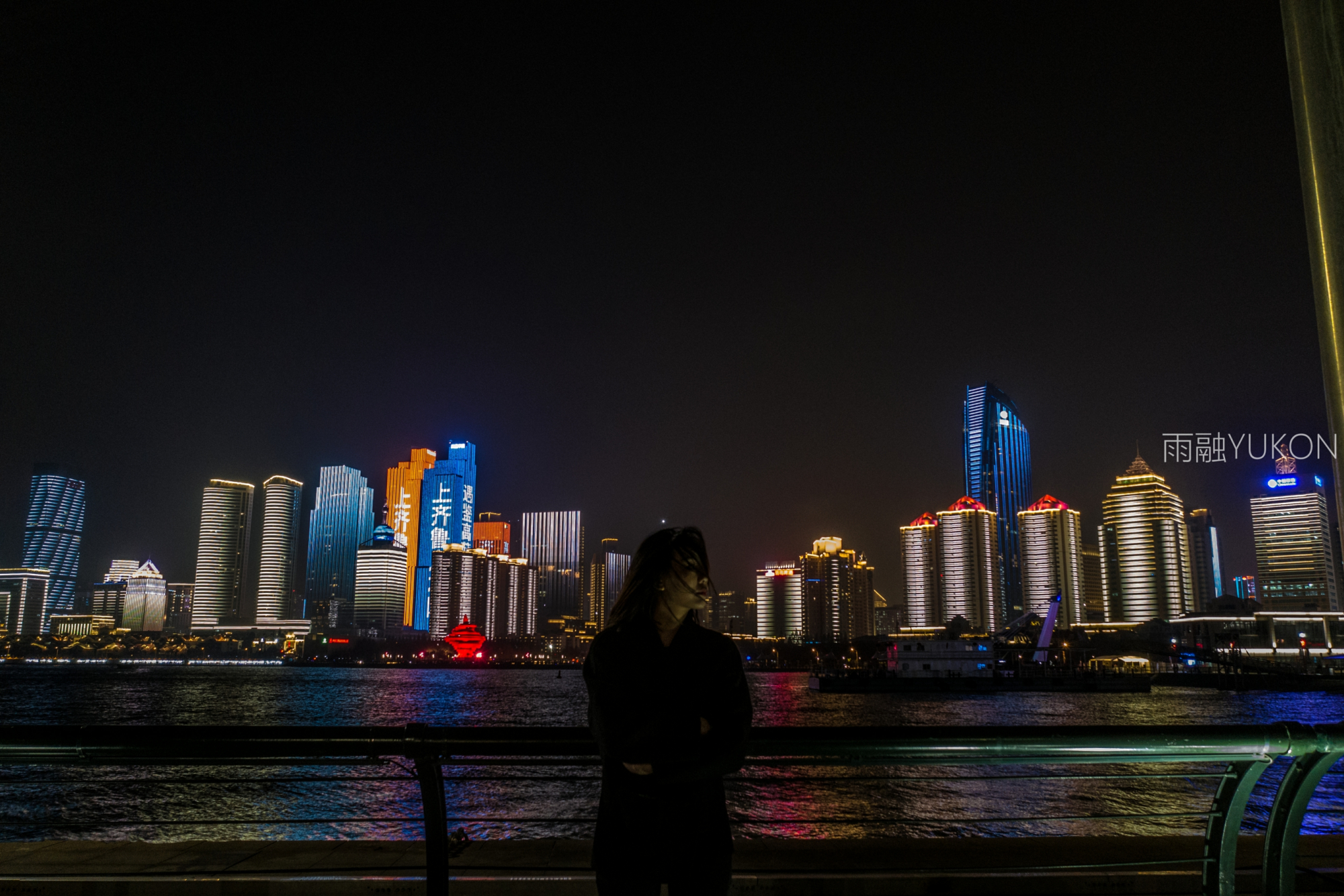人口与经济_让省会没面子的城市：人口与经济都碾压,常被游客误认为是省会