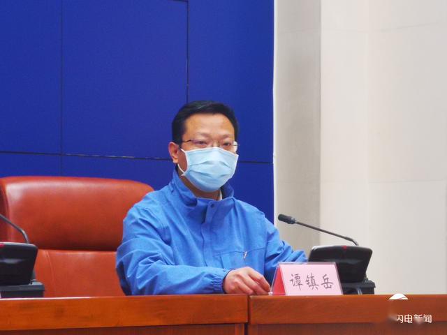 济南市人口_袁隆平:改造1亿亩盐碱地种水稻,每年能多养活8000多万人口