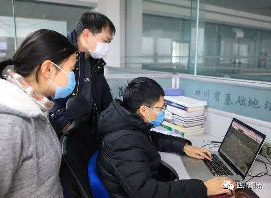 人口分布图_哪些地方爱“扎堆”?四川人口密度分布图制作中