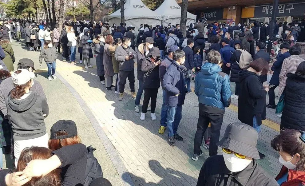 韩国人口面积_面积10万平方公里,人口5164万,韩国是怎么成为经济强国的？