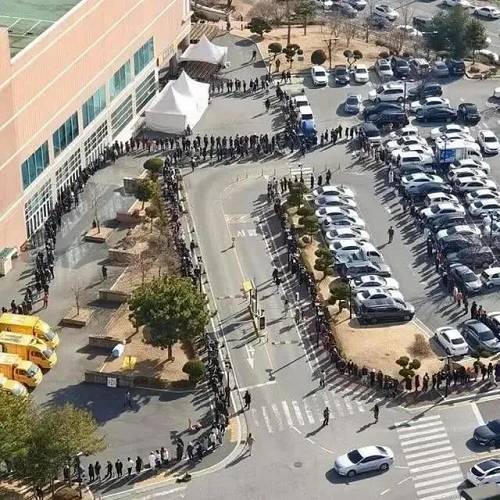 意大利有多少人口_欧洲时报:94岁中国老奶奶发动全家五代人向意大利捐口罩(2)
