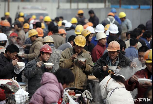 河南多少人口_河南省的人口数量早已变成我国真实的“人口大省”